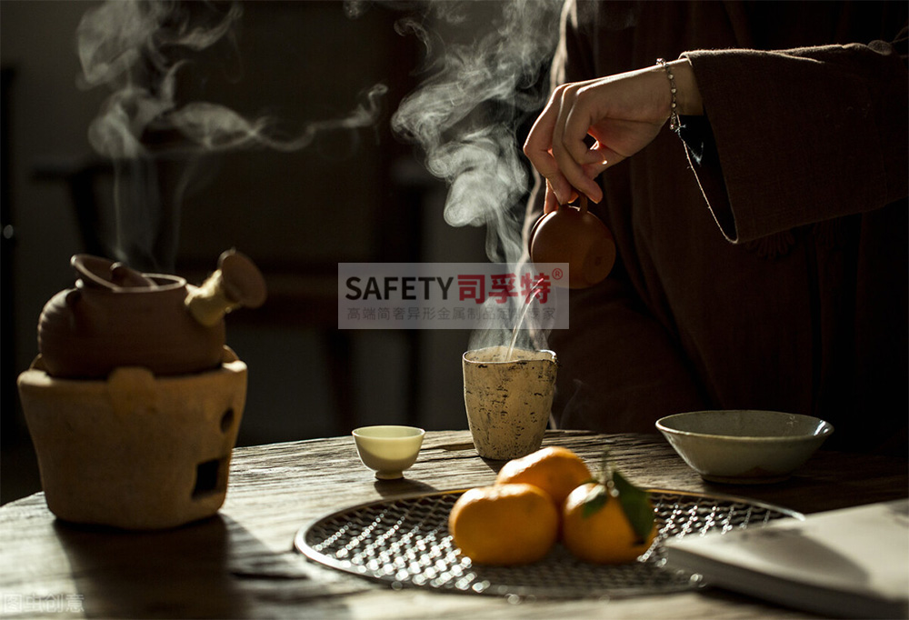 圍爐煮茶刷屏，一起來(lái)感受古詩(shī)詞中的茶風(fēng)茶韻「圍爐茶桌，炭火爐」(圖2)